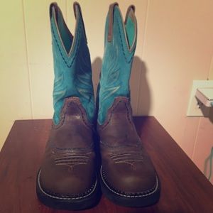 Women’s Ariat Boots Size 8- CUTE!!